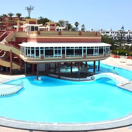 Apartment With Pool In Tenerife South