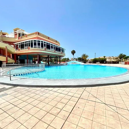 Apartment With Pool In Tenerife South *