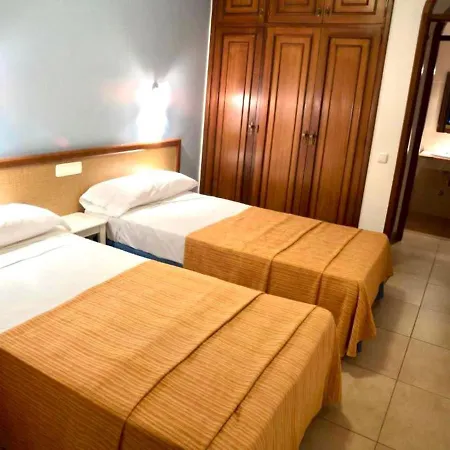Apartment With Pool In Tenerife South